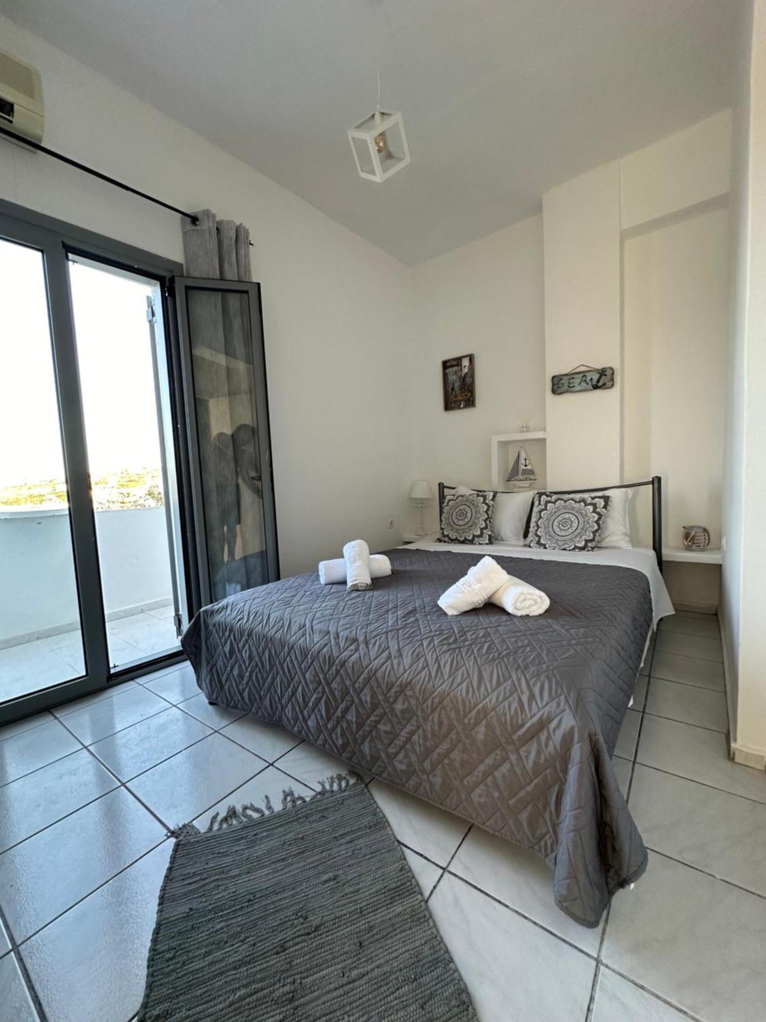 Nicole Rooms Santorini Vóthon Eksteriør bilde